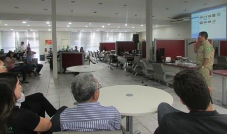 com publico